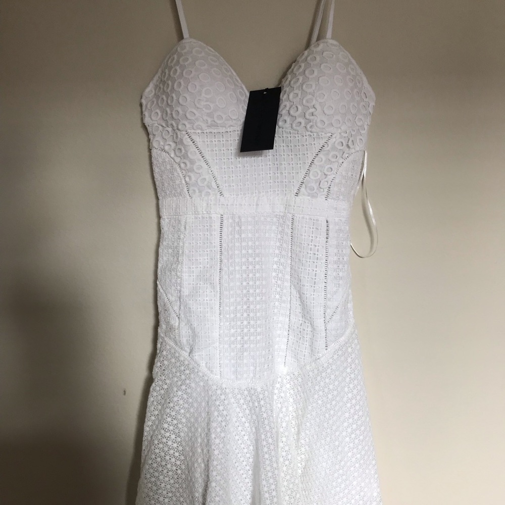Kendall & Kylie Jenner dress